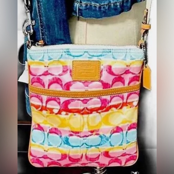 Coach Hampton Scribble Stripe Swingpack Crossbody Bag Purse - Picture 2 of 15